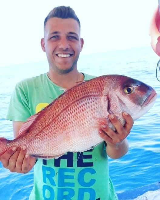 The charm of fishing is that it is the pursuit of what is elusive but attainable, a perpetual series of occasions for hope! 
~John Buchan~
#naxos #naxosfishing #naxosfishingexperience #fishing  #fishing🎣 #fishinglife #sea #sealife #sealovers